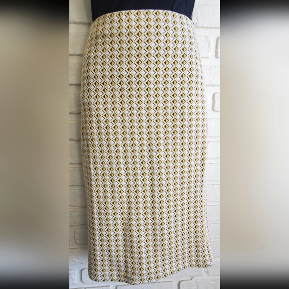 Zara Jacquard Midi Pencil Tube Skirt Yellow, White, Black Size Large - Picture 3 of 9